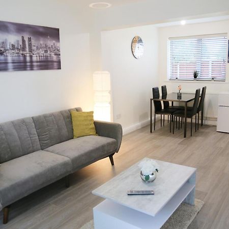 Gorgeous ground floor apartment + free parking Manchester Buitenkant foto