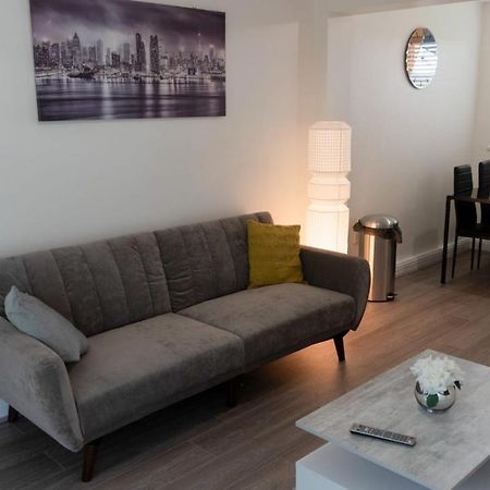 Gorgeous ground floor apartment + free parking Manchester Buitenkant foto
